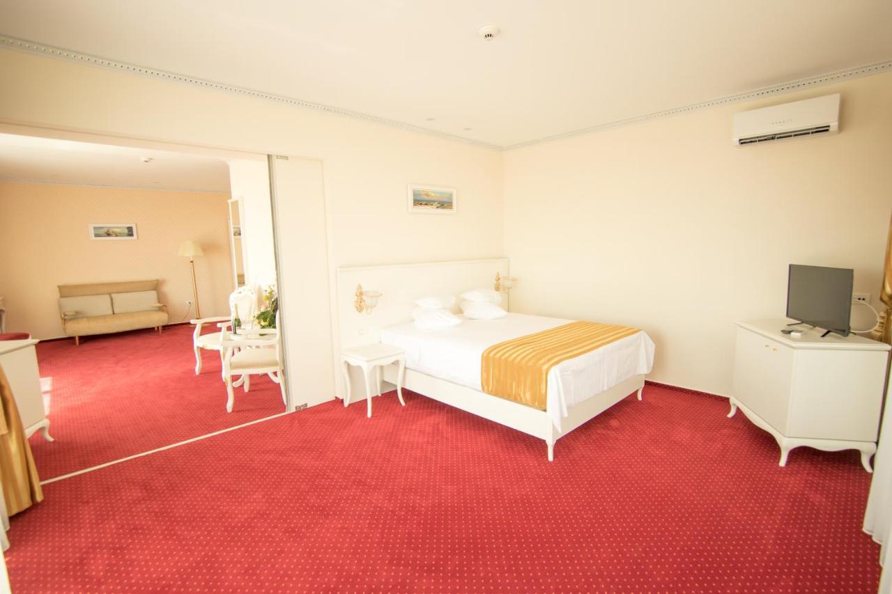 Msr Port Hotel مانغاليا المظهر الخارجي الصورة