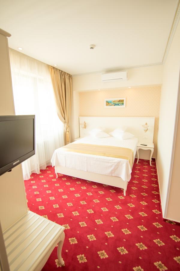 Msr Port Hotel مانغاليا المظهر الخارجي الصورة